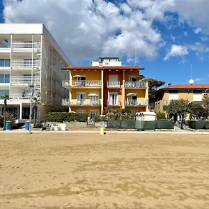  Apartment Fronte Mare-carraro Immobiliare - Family